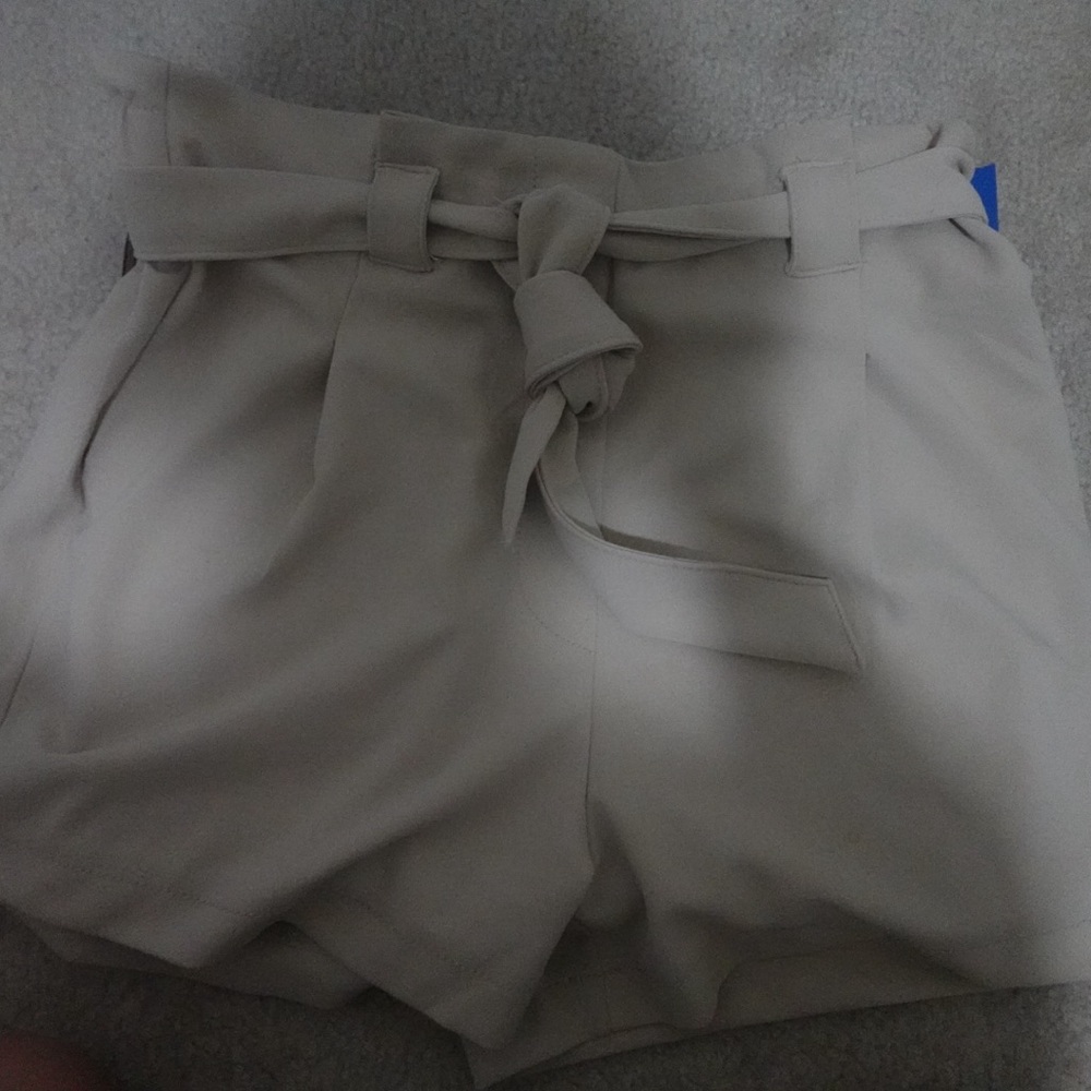 Ci Sono High Waist Beige Tie Shorts
